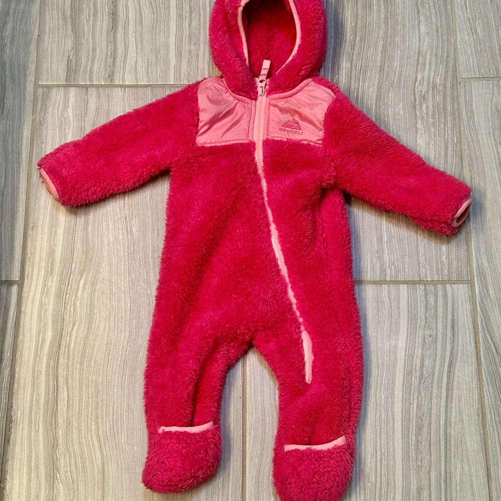 Snozu Pink Fleece Kids Footies - Picture 8 of 16